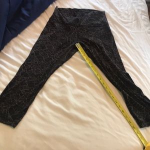 Capri length Lululemon leggings
